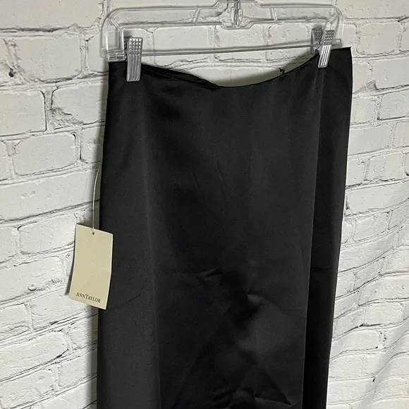 Ann Taylor Classic Black Maxi Skirt - Picture 2 of 4